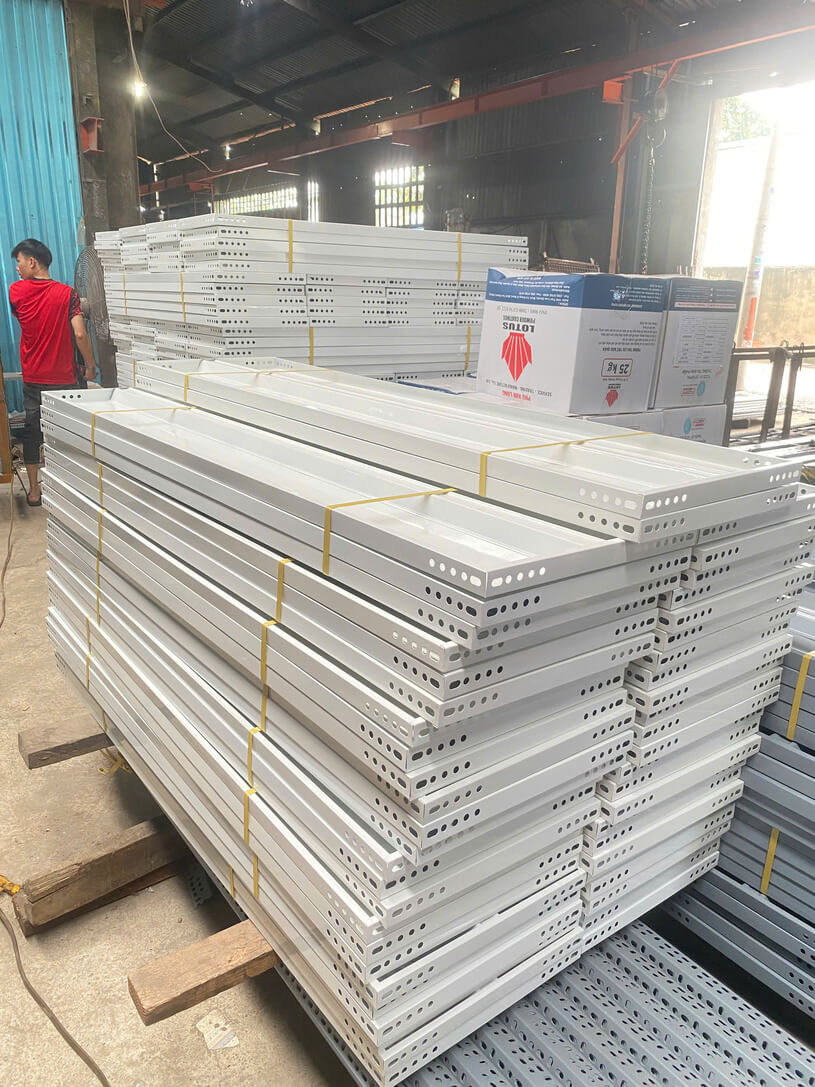 Mâm 600x1000 có màu trắng sang trọng